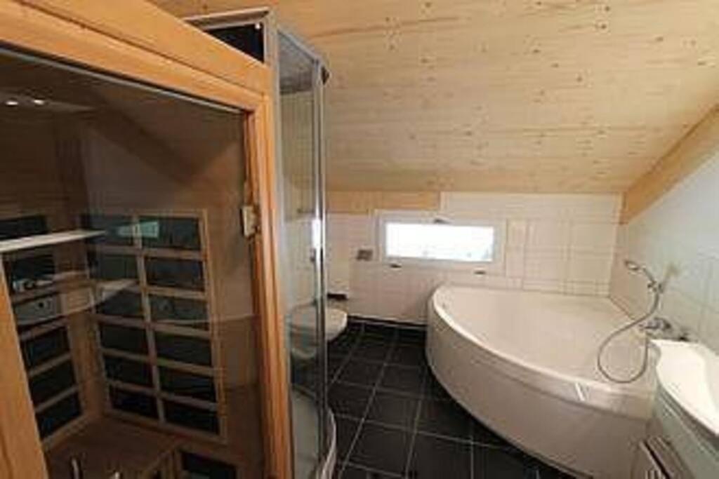Chalet Murau: Luxurious 5 Star Chalet In Ski Area Kreischberg ภายนอก รูปภาพ